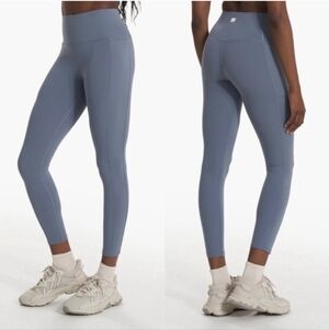 Vuori Studio Pocket Legging Blue/Grey EUC